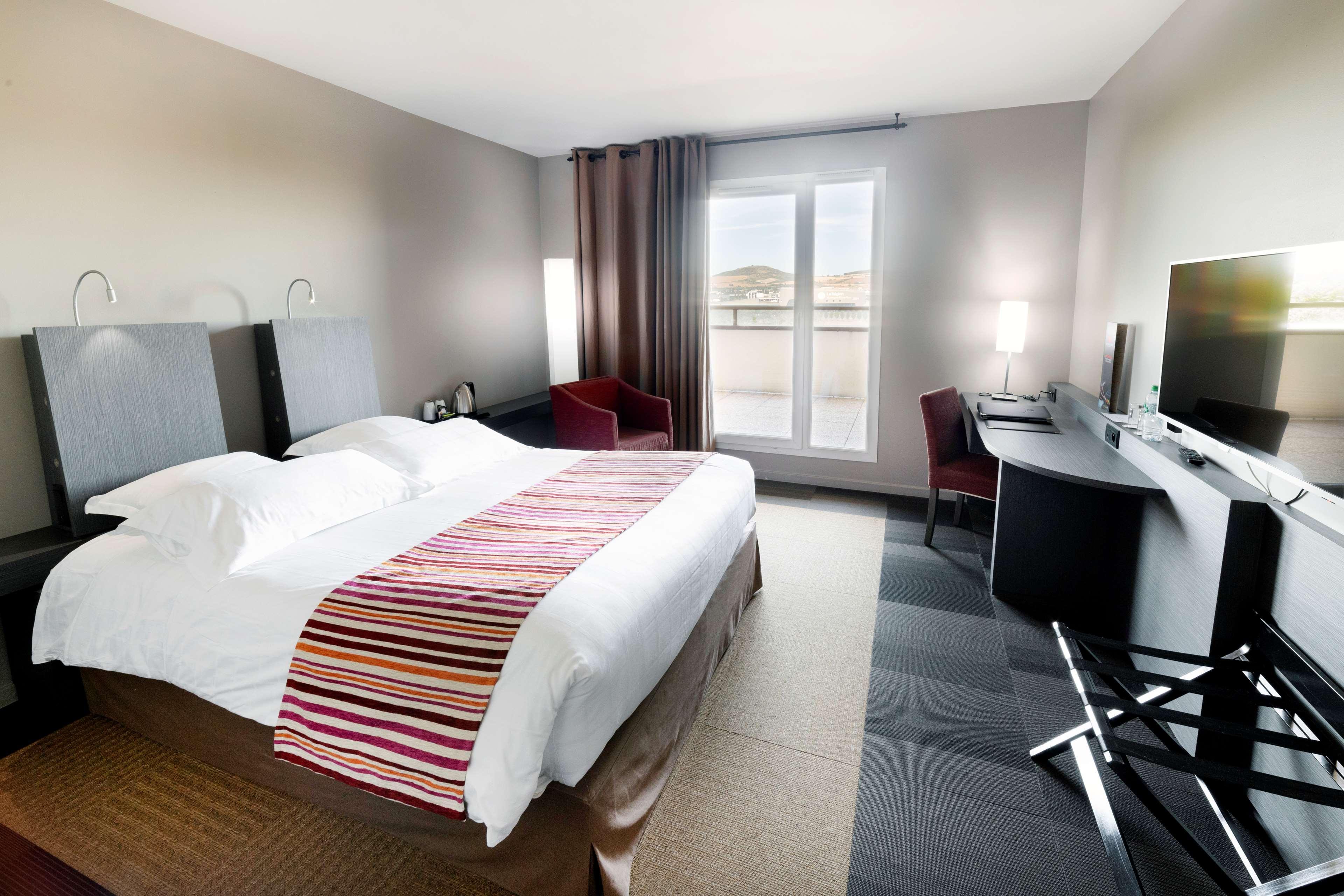 Best Western Plus Hotel Gergovie Perignat-les-Sarlieve Eksteriør bilde