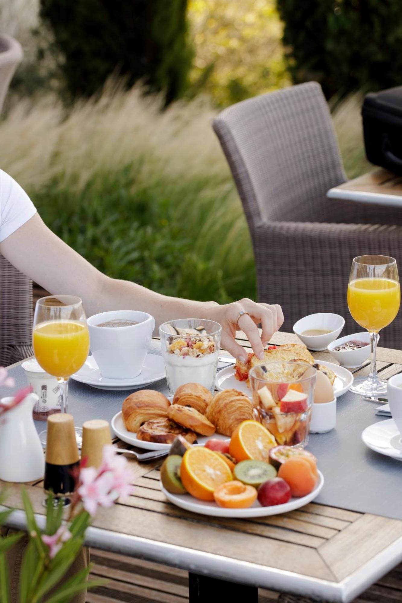 Best Western Plus Hotel Gergovie Perignat-les-Sarlieve Eksteriør bilde
